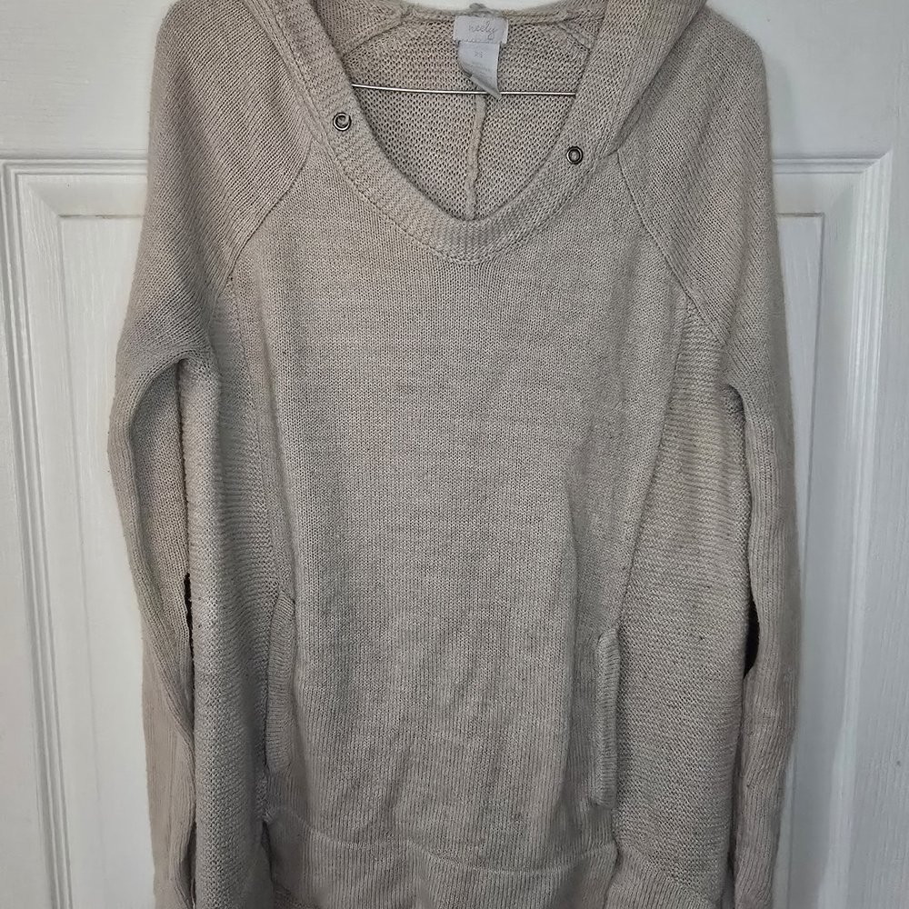 Neely Women's Cream Sweater
